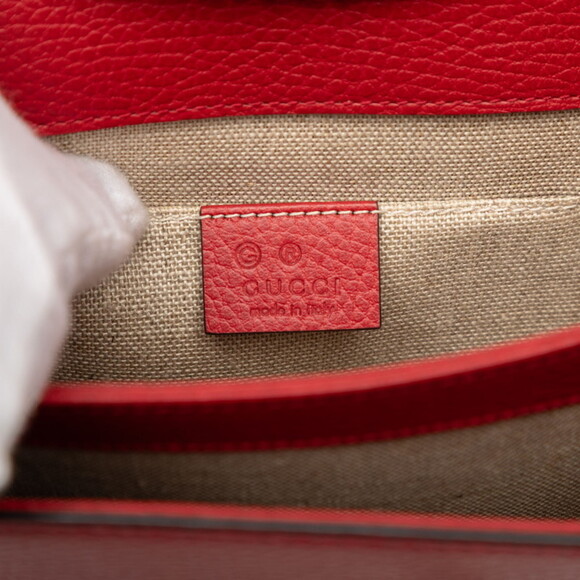 GUCCI Authentic Red Leather Shoulder Bag - Picture 5 of 6